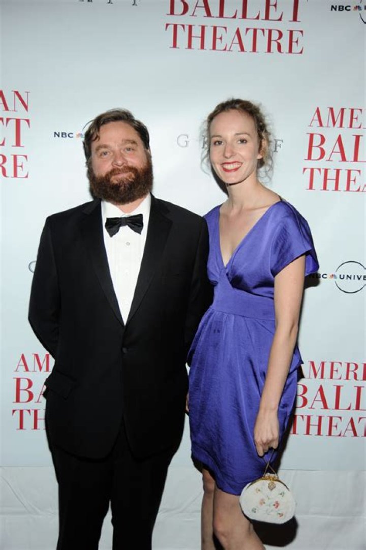 A Glimpse Into Quinn Lundberg’s Life As The Wife of Zach Galifianakis