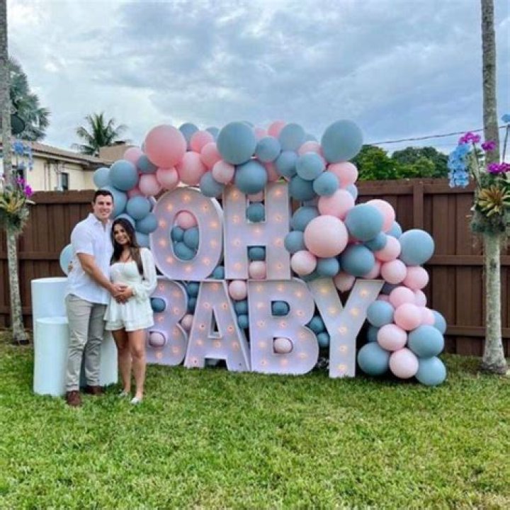 Lil Baby Claims "100Ms" In His Latest IG Post