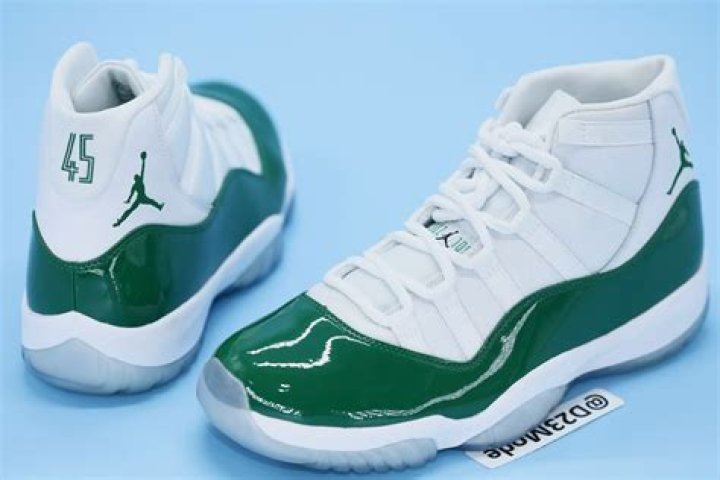 Air Jordan 11 “Michigan State” PE Gets Detailed Photos