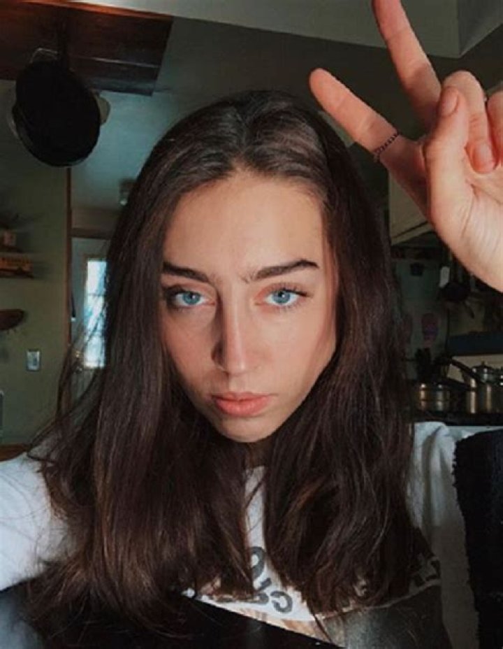 Abbe Lucia Buzzfeed (Starbucks Fires Girl) Instagram, Age, Height, Boyfriend