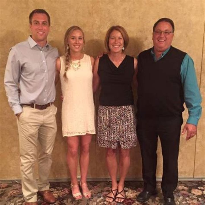 Adam Thielen Family Details – Wife & Parents