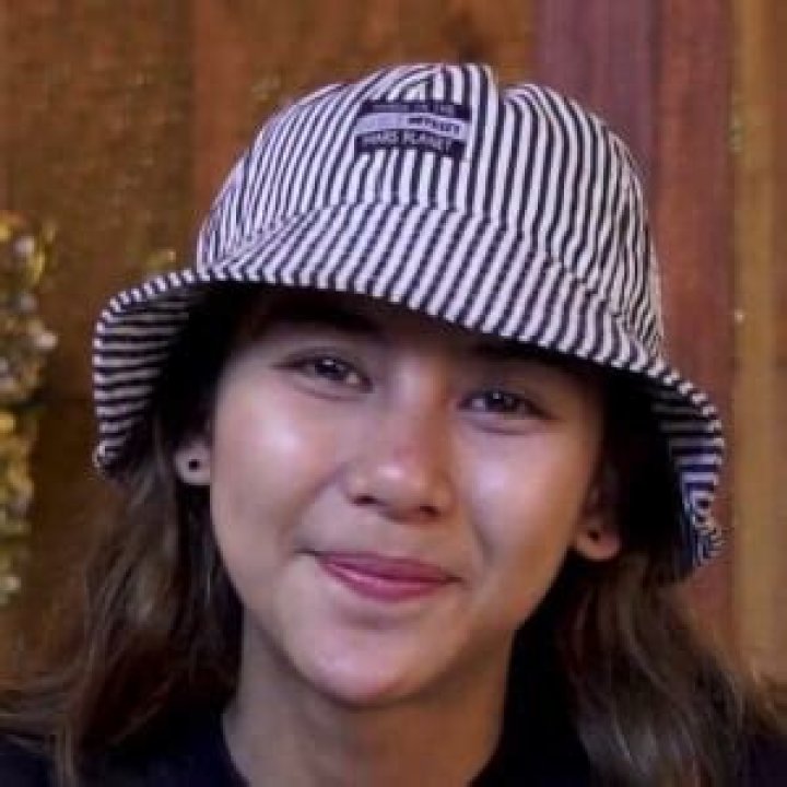 Adinda Thomas (TV Actress) - Age, Birthday, Bio, Facts, Family, Net Worth, Height & More