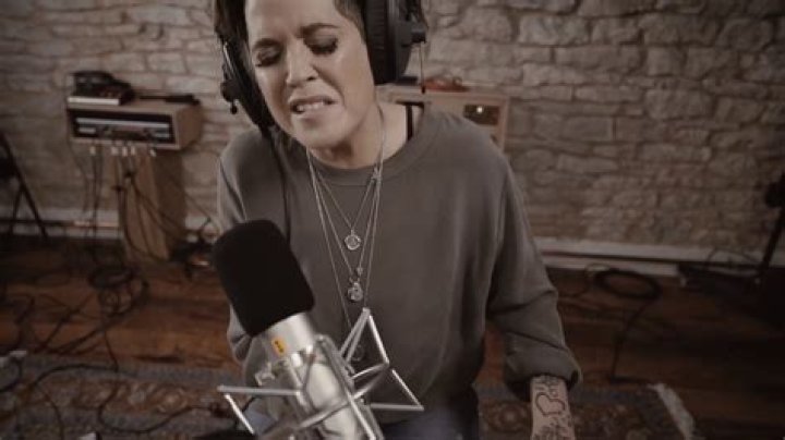 Amy Wadge (Songwriter) - Age, Birthday, Bio, Facts, Family, Net Worth, Height & More