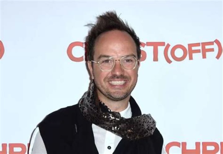 Anthony Lambert Taille