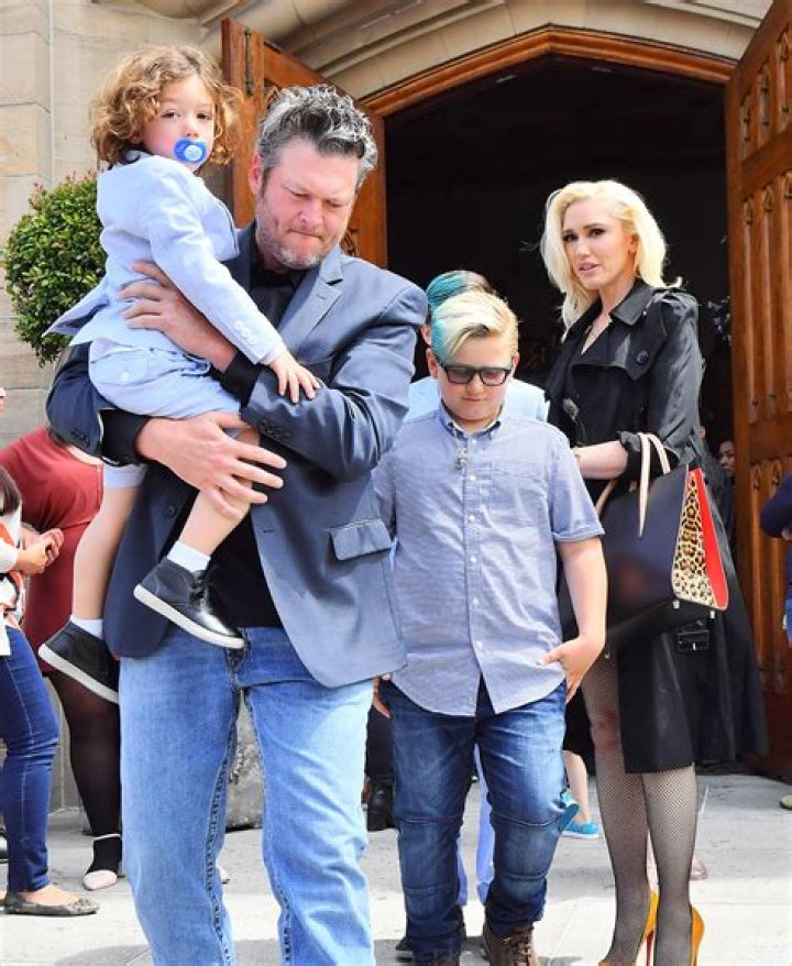 Blake Shelton Already Acting Like a Father to Gwen Stefani’s Kids!