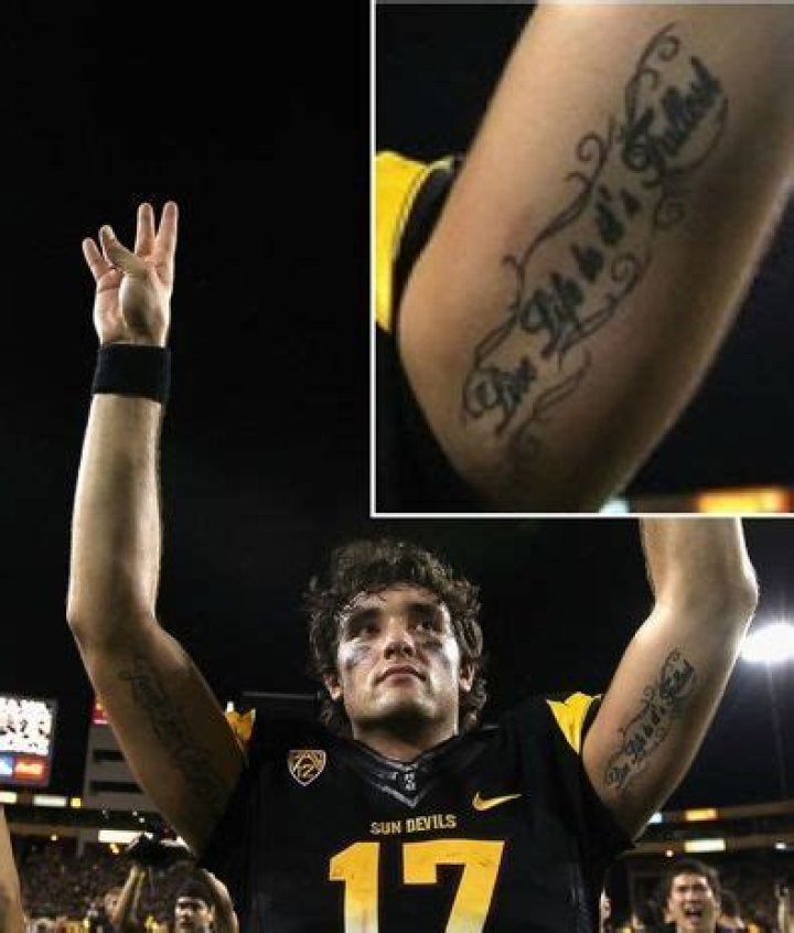 Brock Osweiler: Wife, net worth, tattoos, smoking & body facts