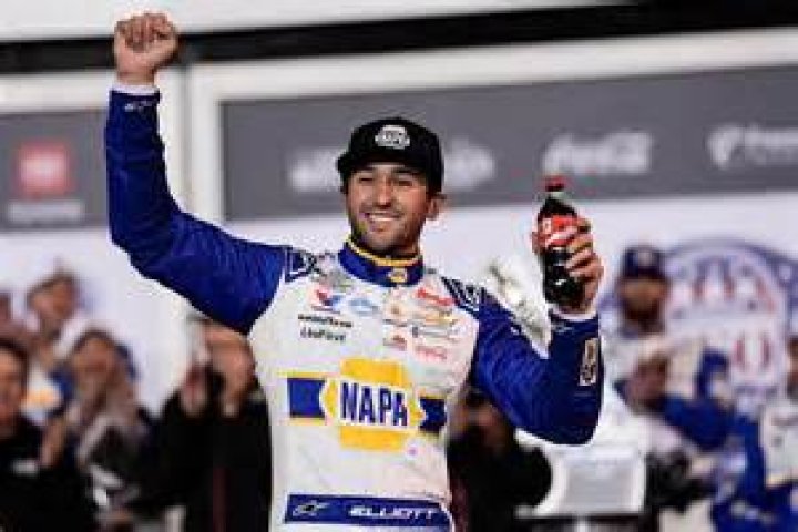 Casey Mears Biography, Age, Height, Wife, Net Worth, Family