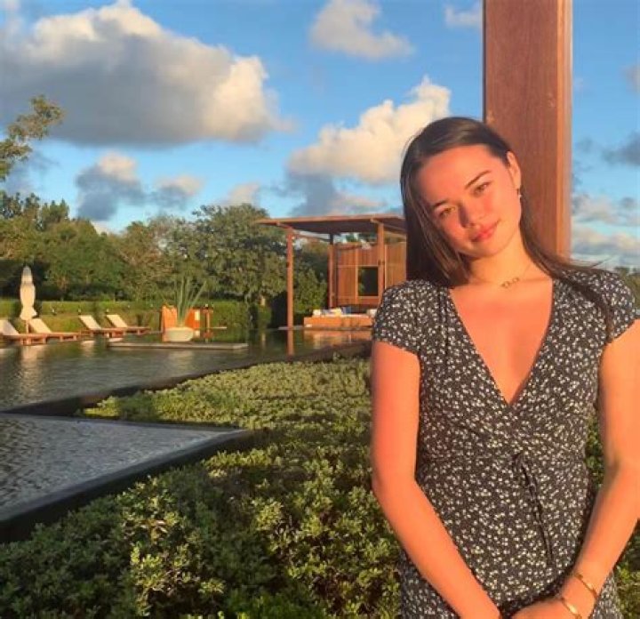 Chloe Murdoch College, Net Worth, Age Instagram, School