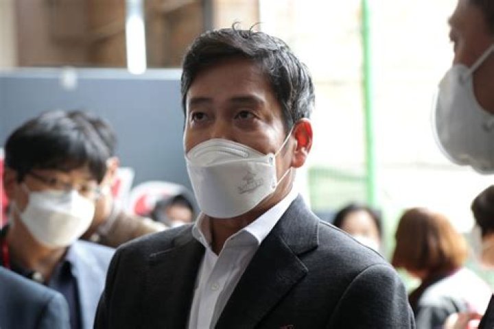 Chung Yong-Jin’s Net Worth, Biography, Career, Awards, Fact and Life Story