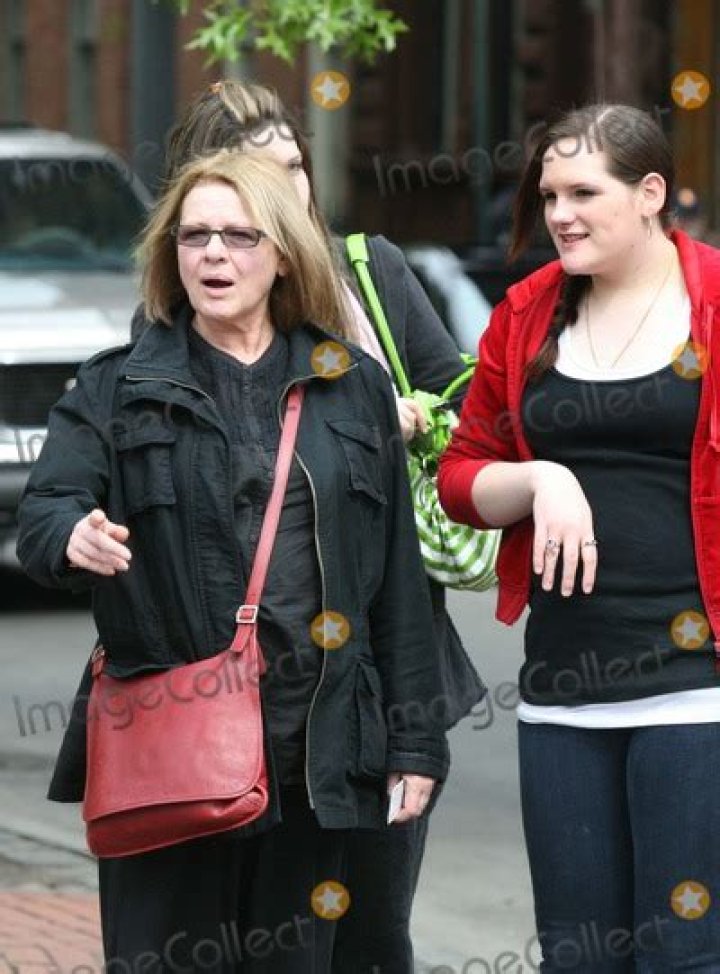 Dianne Wiest Children: Meet Lily Wiest, Emily Wiest