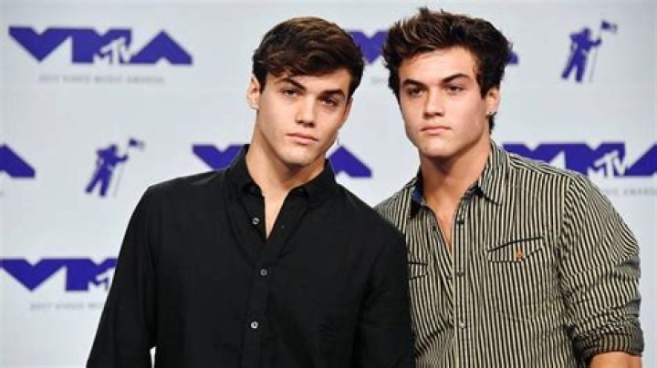 Dolan Twins Net Worth: Age, Height, Weight, Wife, Kids, Bio-Wiki