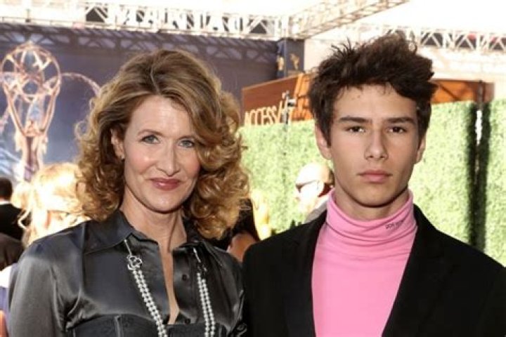 Ellery Harper Parents, Age (Laura Dern Son) Wiki, Bio, Girlfriend, Ben Harper