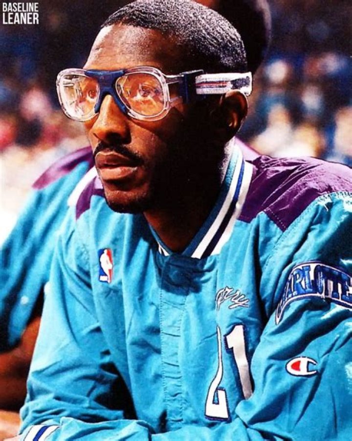 Elliot Perry Biography, Age, Height, Wife, Net Worth, Family