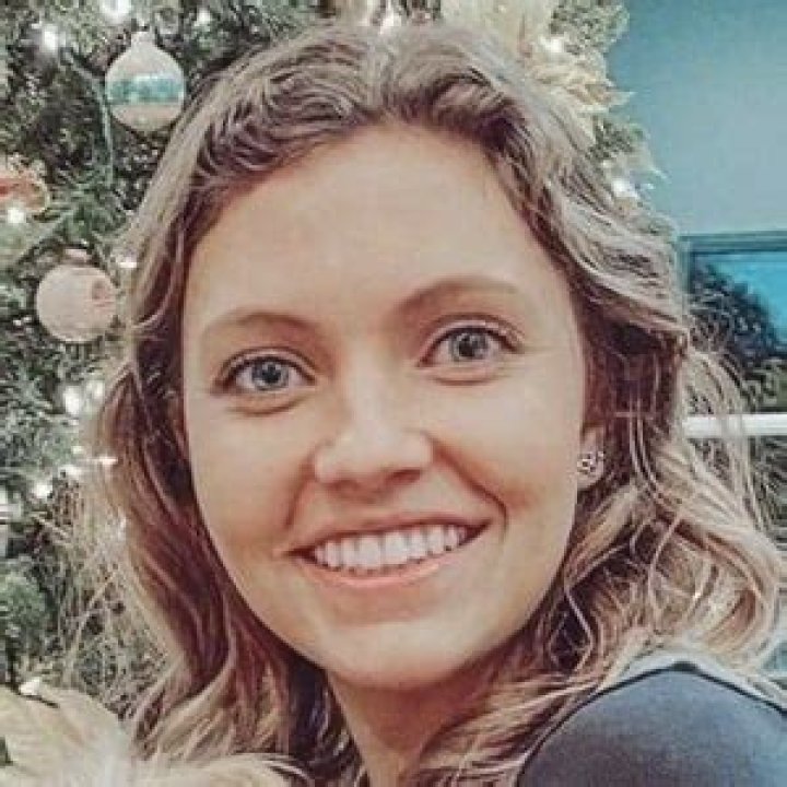 Grace Sharer Biography, Age, Wiki, Net worth, Brother, Height, Boyfriend?