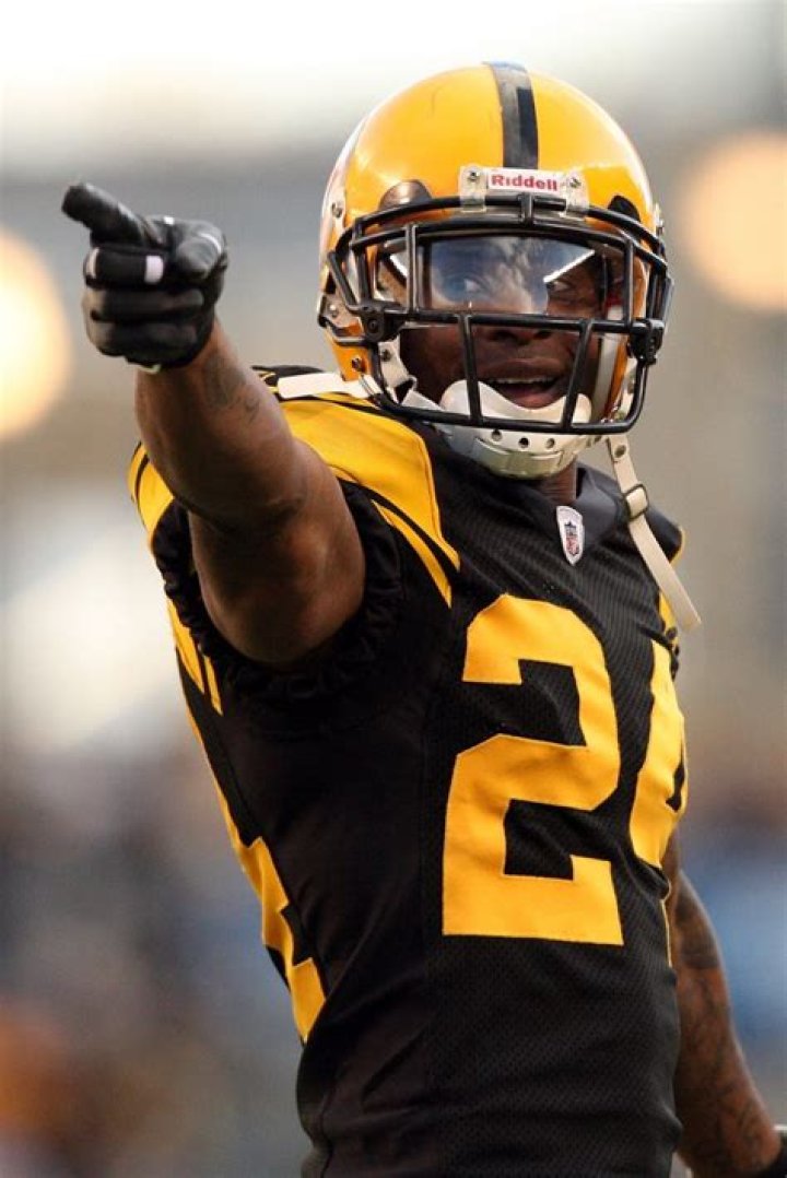 How Much Money Does Ike Taylor Make? Latest Ike Taylor Net Worth Income Salary