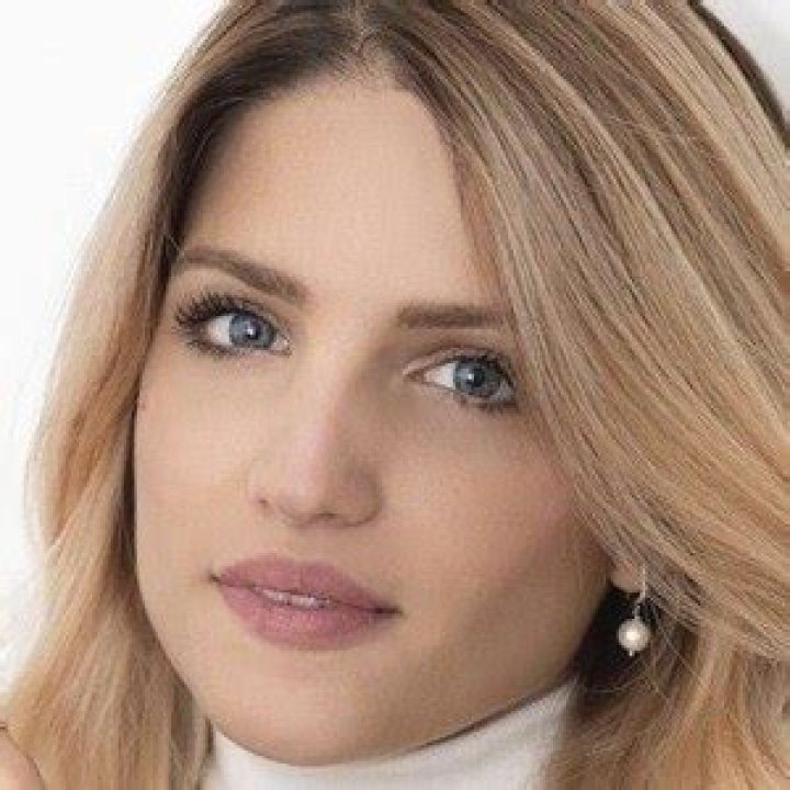 Ilaria Di Vaio Lanna (Blogger) - Age, Birthday, Bio, Facts, Family, Net Worth, Height & More
