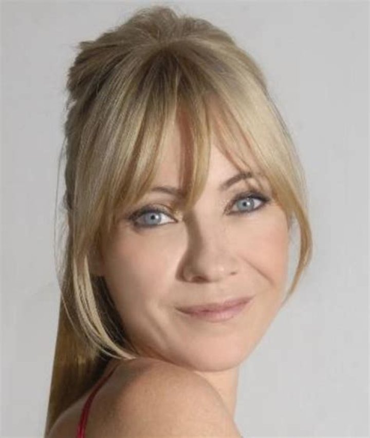 Inés Estévez (Actriz de Televisión) - Edad, cumpleaños, biografía, hechos, familia, patrimonio neto, altura y más