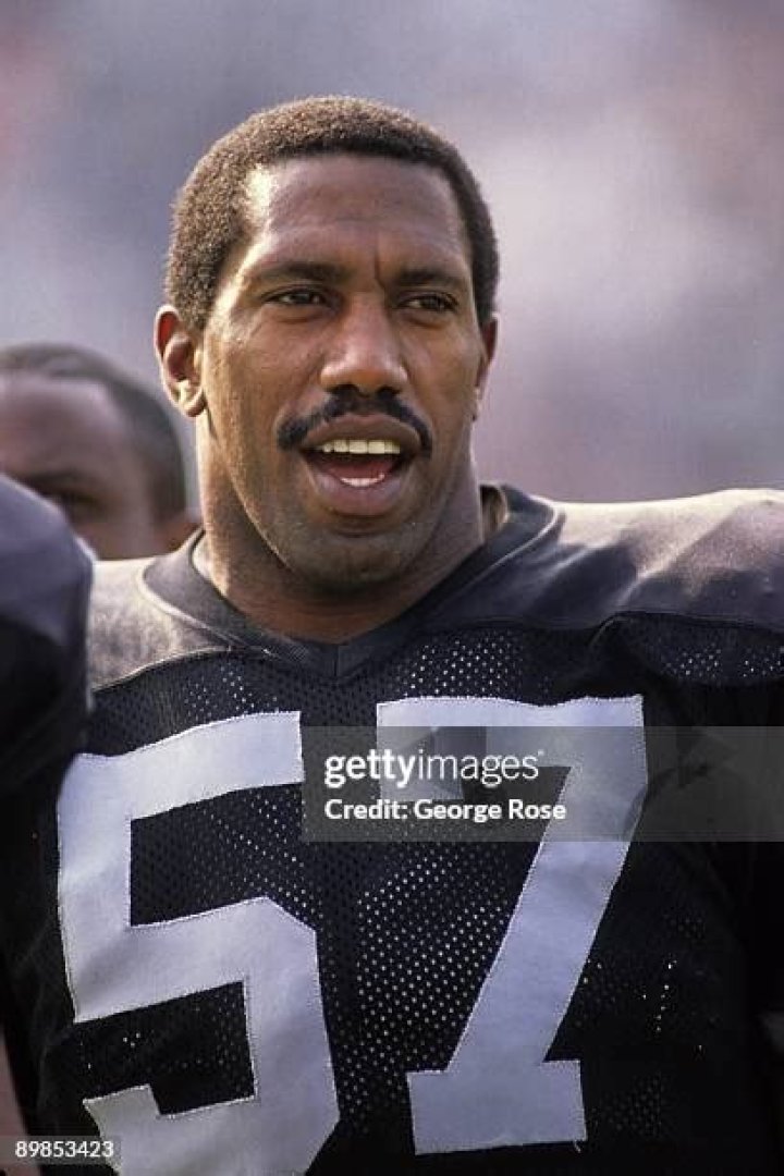 Jerry Robinson Biography, Age, Height, Wife, Net Worth, Family