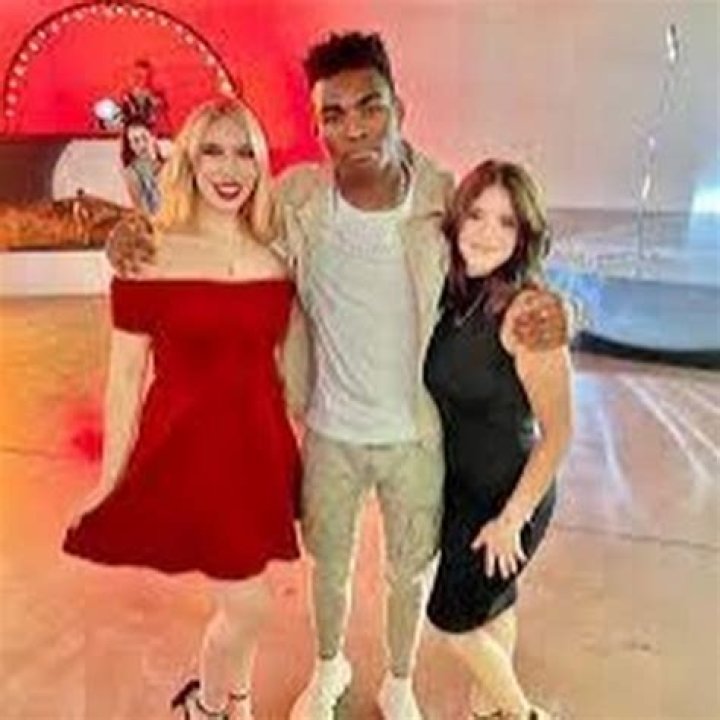 Jibrizy (Magician) - Age, Birthday, Bio, Facts, Family, Net Worth, Height & More