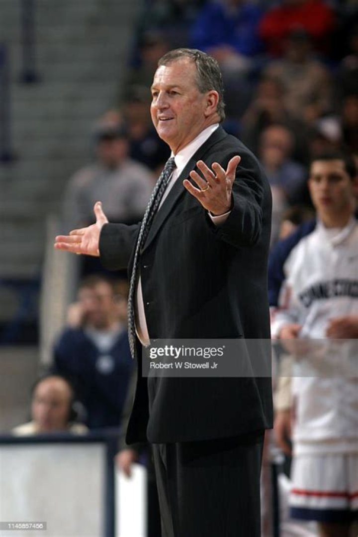 Jim Calhoun Biography, Age, Height, Wife, Net Worth, Family