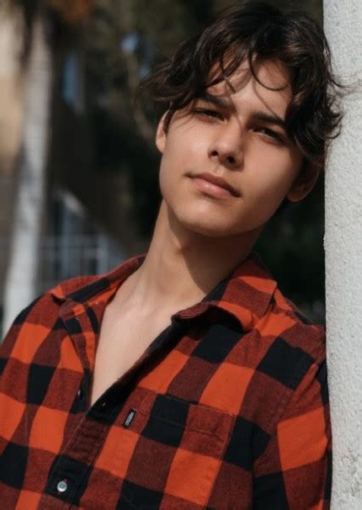 John Carti (Instagram Star) - Age, Birthday, Bio, Facts, Family, Net Worth, Height & More