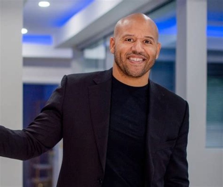 Kenny Roberts Bio, Wiki, Age, Height, Wife, Children, Family, Parent, Salary and Net Worth