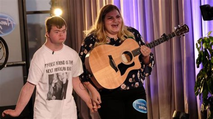 Maddie Zahm Wins America’s Heart by Performing With Her Pal With Down Syndrome on ‘Idol’