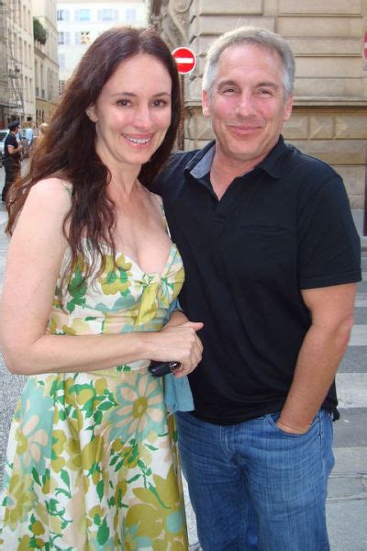 Madeleine Stowe: Husband, net worth, tattoos, smoking & body measurements