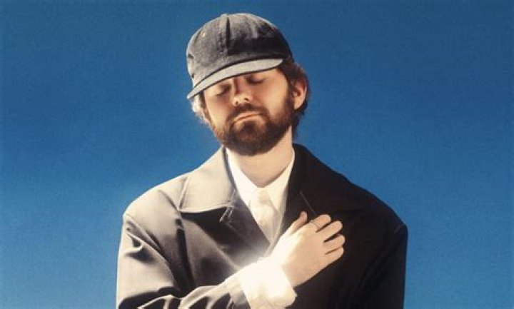 Madeon Biography, Age, Height, Wife, Net Worth, Family