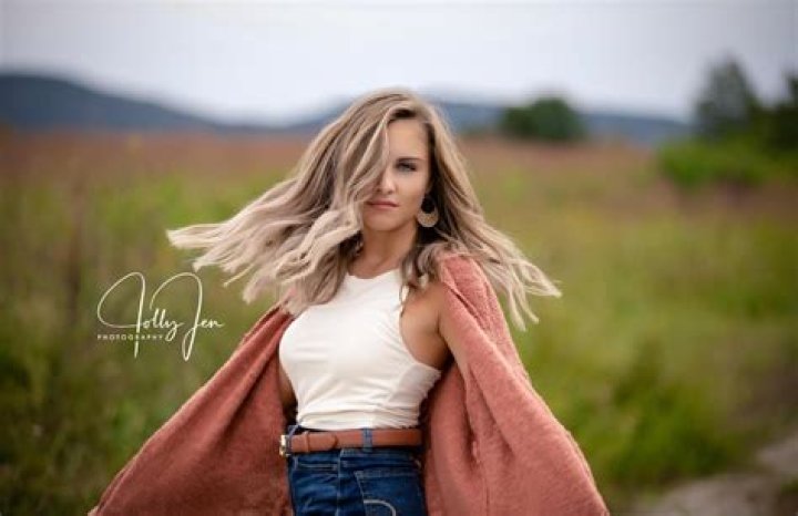 Madison Welch (Model) - Age, Birthday, Bio, Facts, Family, Net Worth, Height & More