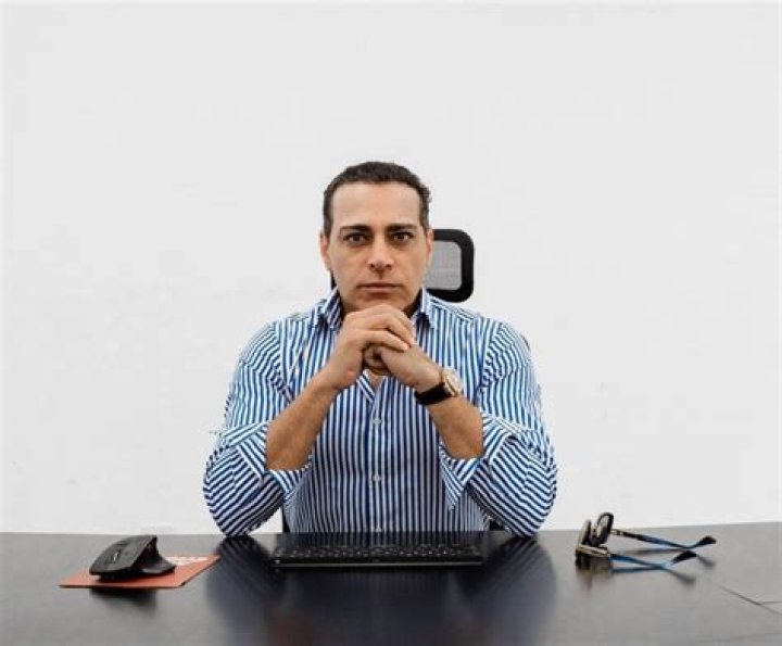 Manny Khoshbin Net Worth, House, Cars 2022