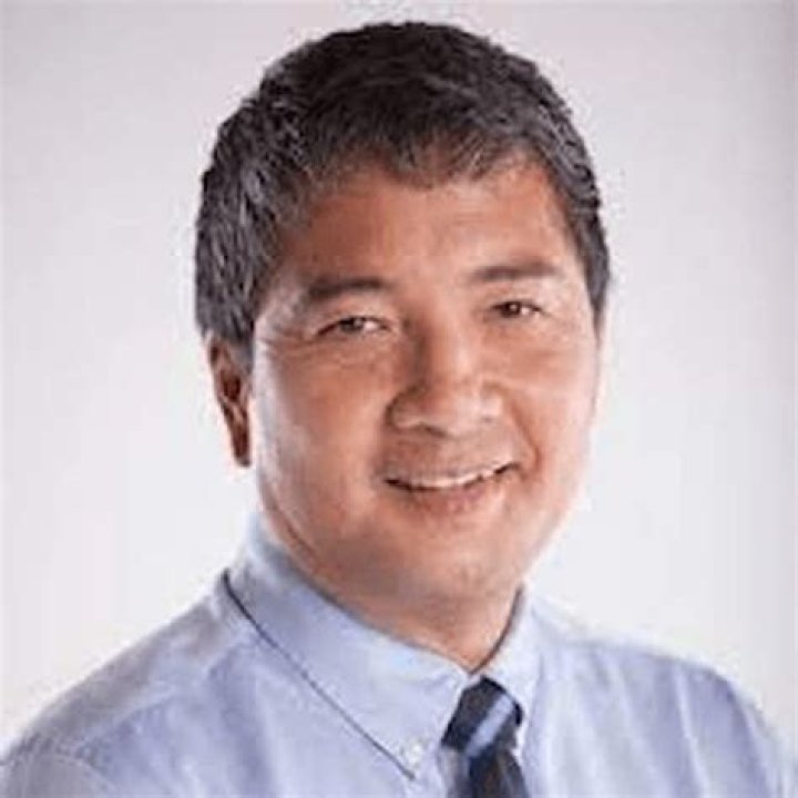 Manolo Morales Bio, Wiki, Age, Birthday, Wife, Married, Salary, Net Worth and KHON2 Hawaii