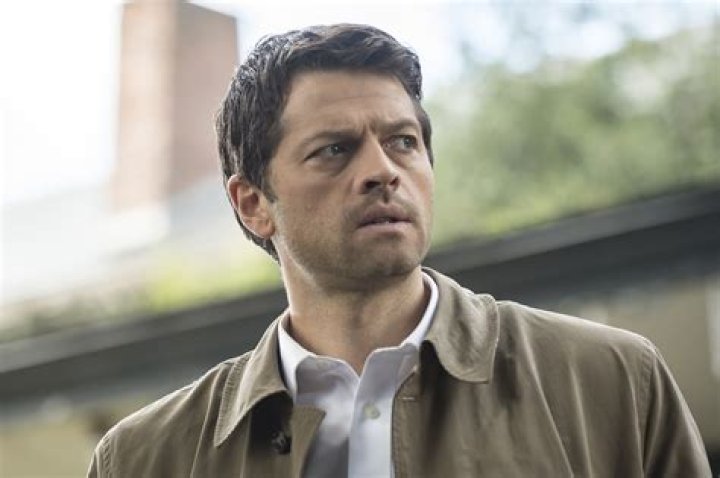Misha Collins (TV Actor) - Age, Birthday, Bio, Facts, Family, Net Worth, Height & More