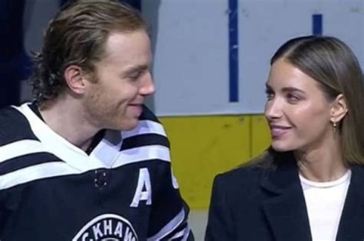 Patrick Kane: Girlfriend, net worth, tattoos, smoking & body facts