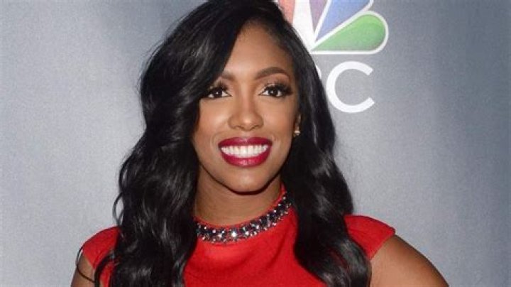 How tall is Porsha Williams