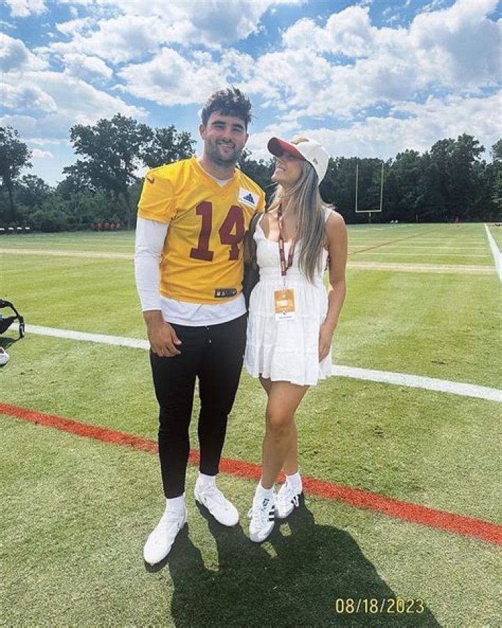 QB Sam Howell And Girlfriend Chloe Barbu Are Already Instagram Official