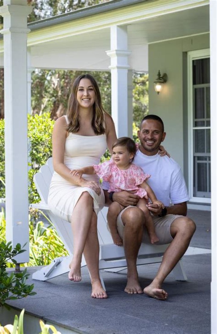 Rachel Mclellan Age and Daughter Aisha – Meet Usman Khawaja Wife