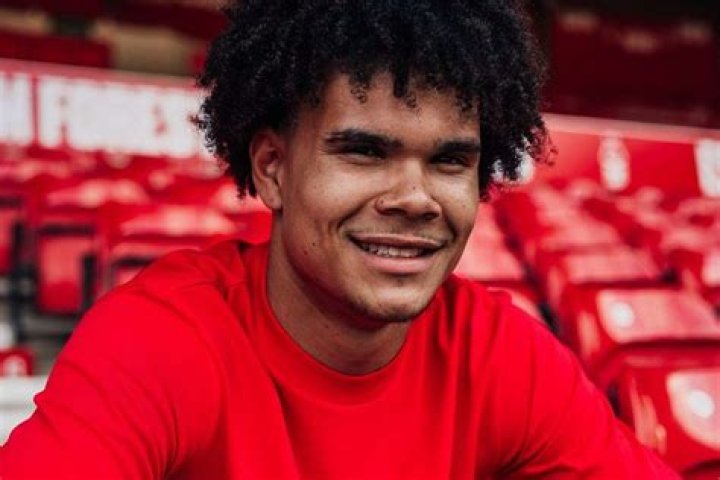 Rob Campbell Biography, Age, Height, Net Worth, Family