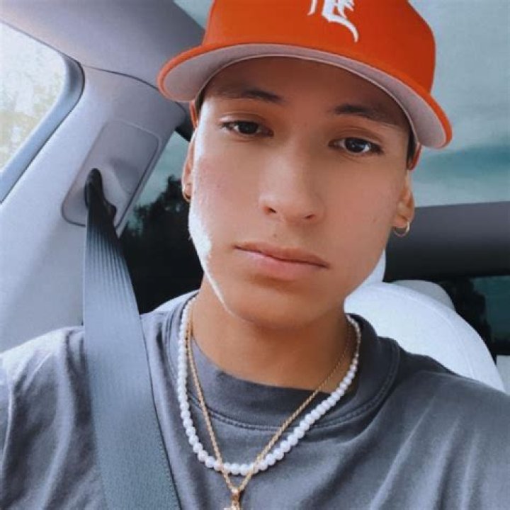 Sam Rivera (R&B Singer) - Age, Birthday, Bio, Facts, Family, Net Worth, Height & More