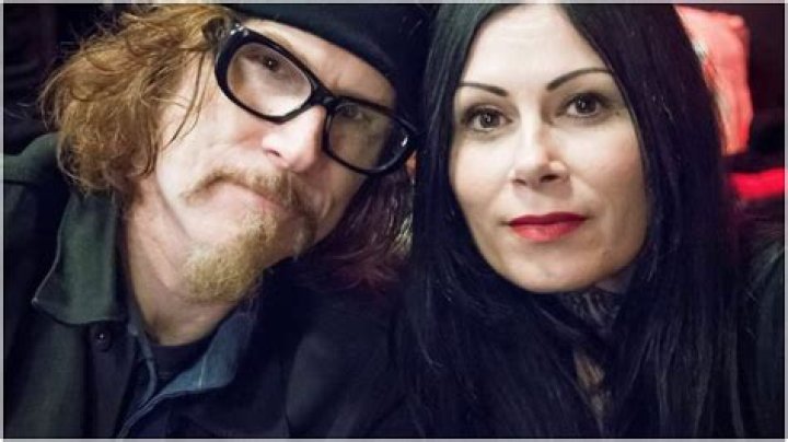 Screaming Trees’ Singer Mark Lanegan Wife Shelley Mourns His Sad Demise – Children And Net Worth