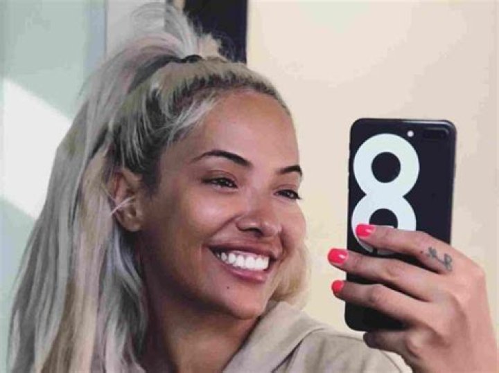 Stephanie Santiago Bio Age, Height, Son, Facts, Net Worth, Podcast, Surgery