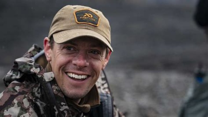 Steven Rinella (TV Show Host) - Age, Birthday, Bio, Facts, Family, Net Worth, Height & More