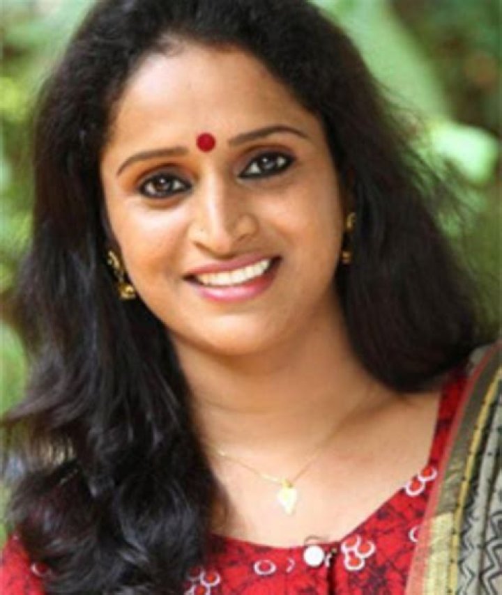 Surabhi Lakshmi Biography, Age, Height, Husband, Net Worth, Family