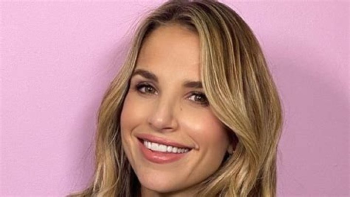 Vogue Williams Wiki, Age, Bio, Children, Daughter, Husband, Sister, Height, Net Worth, Instagram