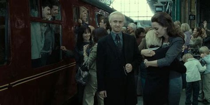 What happened to Draco Malfoy in Deathly Hallows Part 2?