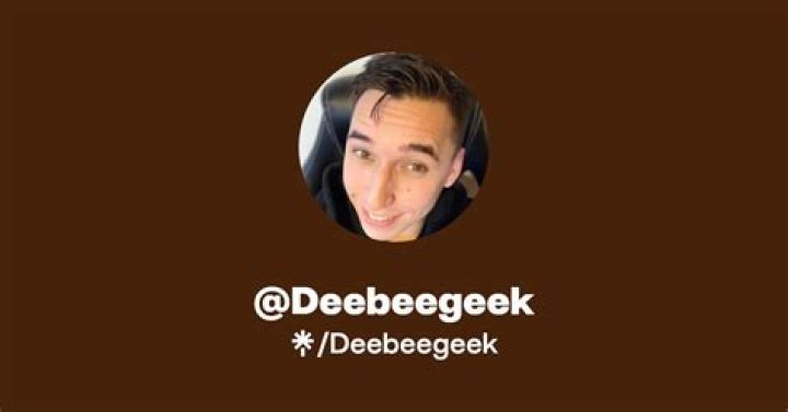 Who Is Deebeegeek On Twitch? Everything On His Age, Real name And Net Worth