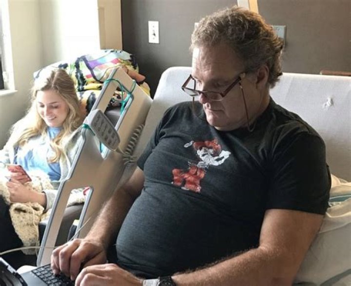 Who Is Kelly Ogle – What Happened To Him? Details About His Illness